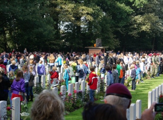 不用登录账号的电话在线轰炸测试